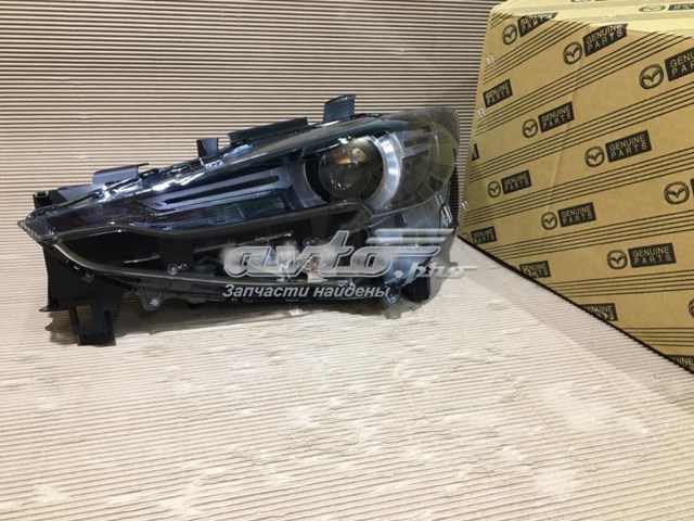 Фара Mazda KB8N51041D