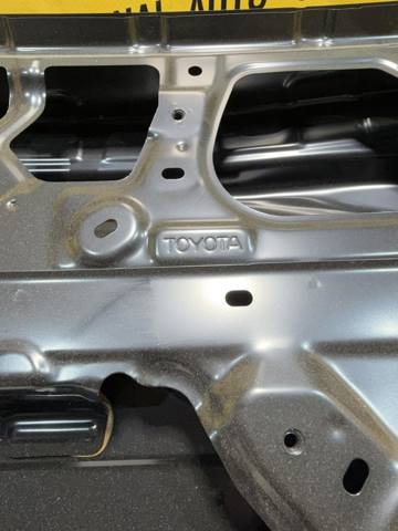 Купити 6700548A50 Toyota Задня ляда