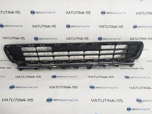 Решітка переднього бампера, центральна FPS FP7431910 ціна, від 19.05 USD