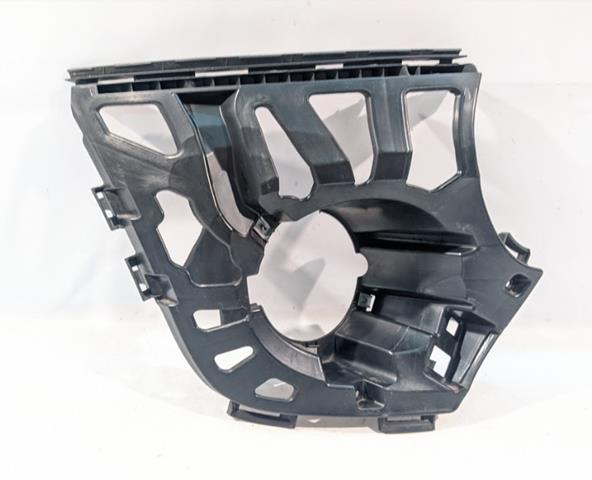 7302508 BMW Кронштейн кріплення протитуманной фари, правої