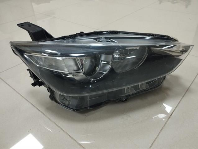 Фара передня права Mazda D10E51030