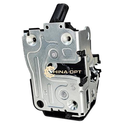 Замок дверки правої передньої A136105020 Chery
