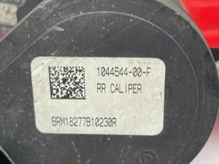  104464400F Tesla