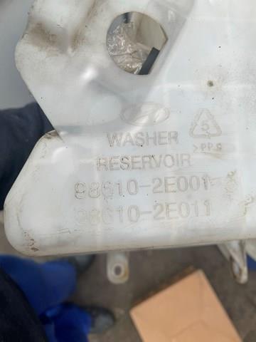 Бачок омивача 986102E001 Hyundai/Kia