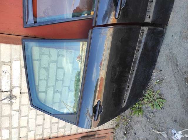 Двері пасажирські задні праві на Renault Scenic II JM0, JM1