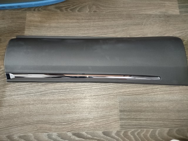 FA1Z5825556BA Ford Молдинг задніх правих дверей, нижній