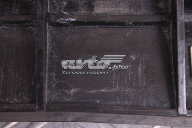 Кронштейн бампера заднього, центральний Mitsubishi 6410A030 ціна, від 18.88 USD