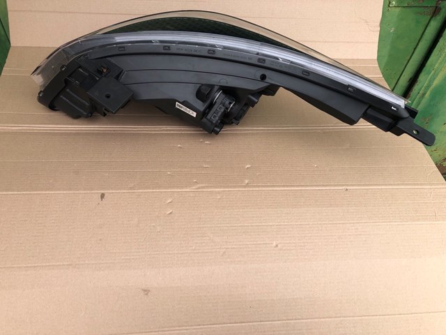 Фара правая Hyundai/Kia 92102H0700 ціна, від 1427.67 USD