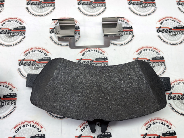 Тормозні колодки Mercedes A000420930490