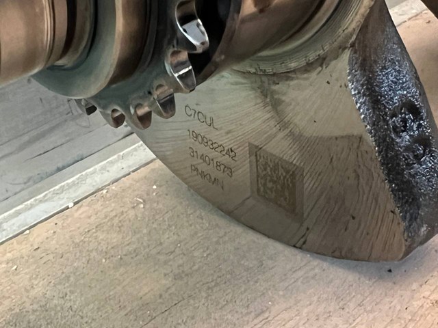 31401873 Volvo 