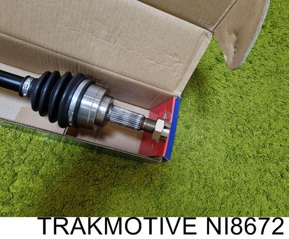 Купити NI8672 Trakmotive/Surtrack Піввісь права