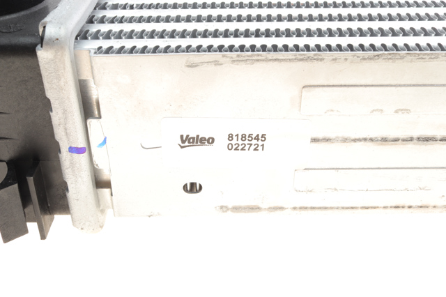 818545 VALEO Охолоджувач наддувочного повітря