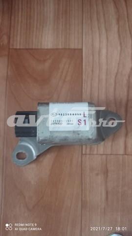  Subaru 98235SA050