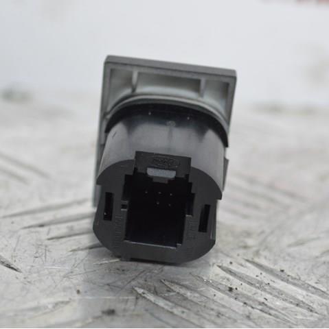  Ford 3M5T2C418BC ціна, від 12.81 USD