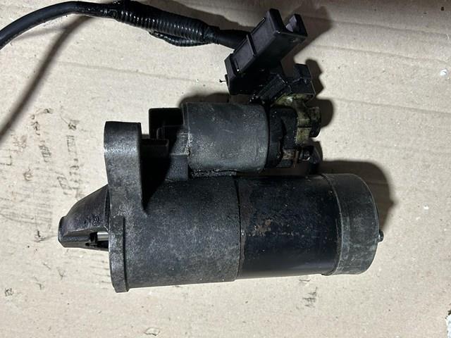 M001T81582 Mitsubishi Стартер двигуна
