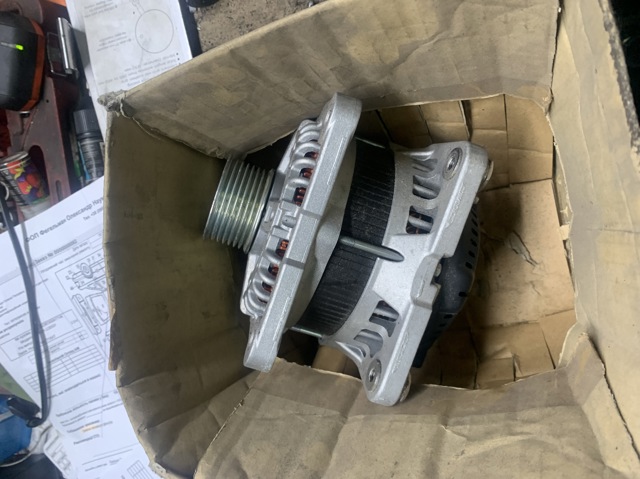 Генератор Nissan/Infiniti 23100ED00B ціна, від 48.25 USD