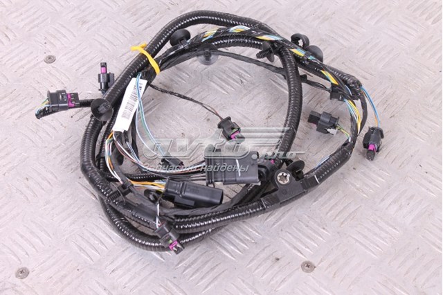 Купити LR095114 Land Rover 