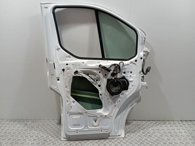 Водійські двері Ford 2488102