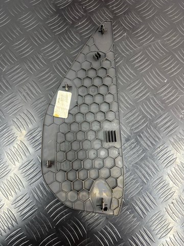  VAG 5NN85821882V