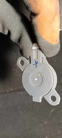 Зумер парктроніка/безключового доступу на Renault Trafic II FL