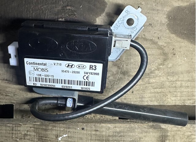 Купити 954002Y570 Hyundai/Kia 