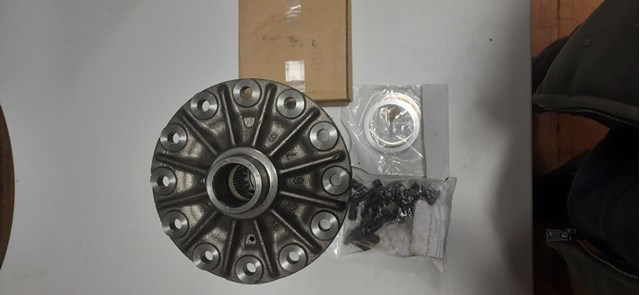 5C3Z4026D Ford Диференціал передній