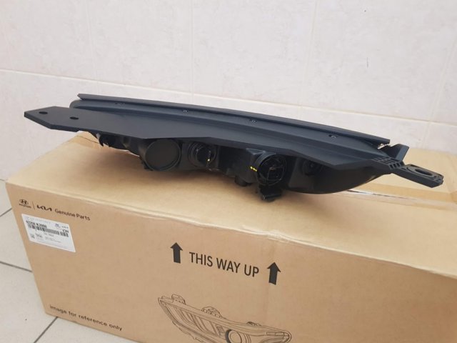  Hyundai/Kia 92208S8000
