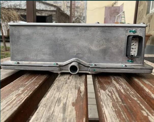  Tesla 600927800F ціна, від 114.02 USD