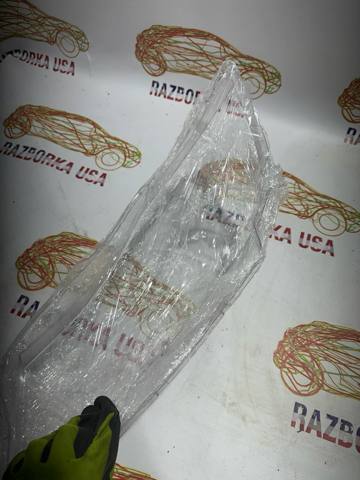 A0607972 Lemarix Скло фари правої