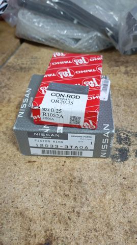 Вкладиші колінвала, шатунні, комплект, 1-й ремонт (+0,25) R1052A025 Taiho