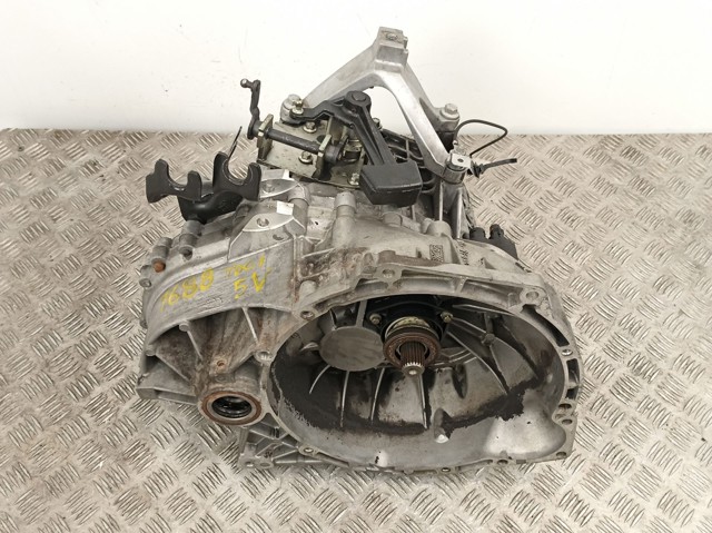 Купити 1477480 Ford Ручна коробка передач