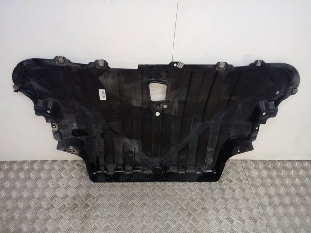 Захист днища, задній Mercedes A1776907803 ціна, від 96.29 USD