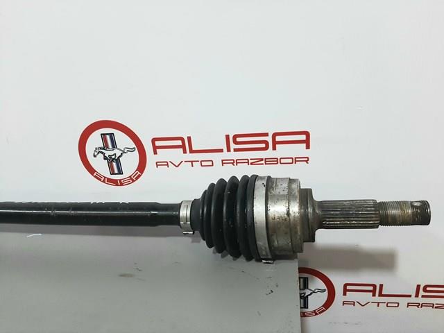 Піввісь права 391005RD1A Nissan/Infiniti