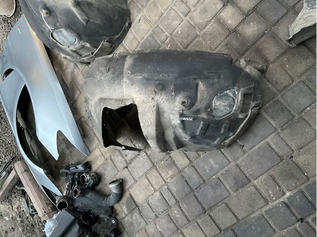  VAG 4G0821133