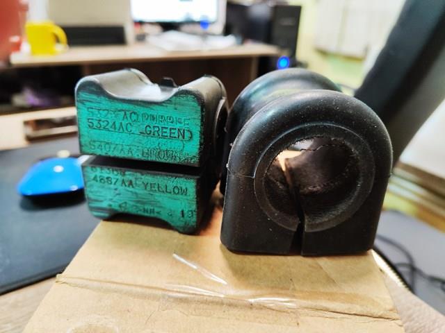 68184510BK Chrysler 