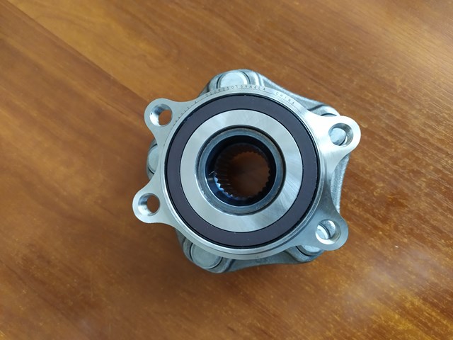 Купити 3885A066 Mitsubishi Маточини передніх коліс