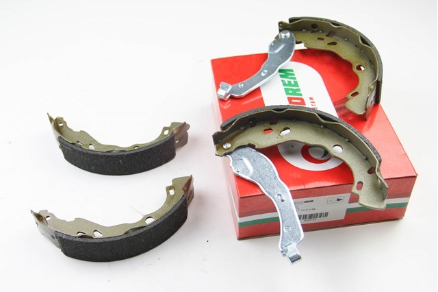 Гальмівні колодки Goodrem RM0152 ціна, від 16.27 USD