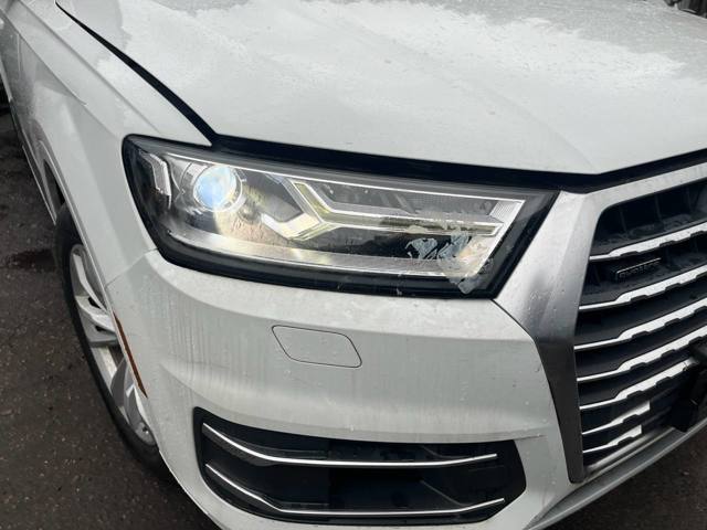 Купити 4M0941006B VAG Права блок фара