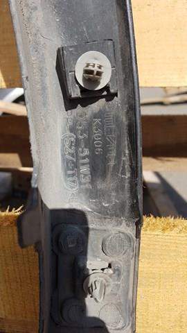 Молдинг передньої арки колеса, лівий Mazda KD5351W31 ціна, від 6.33 USD