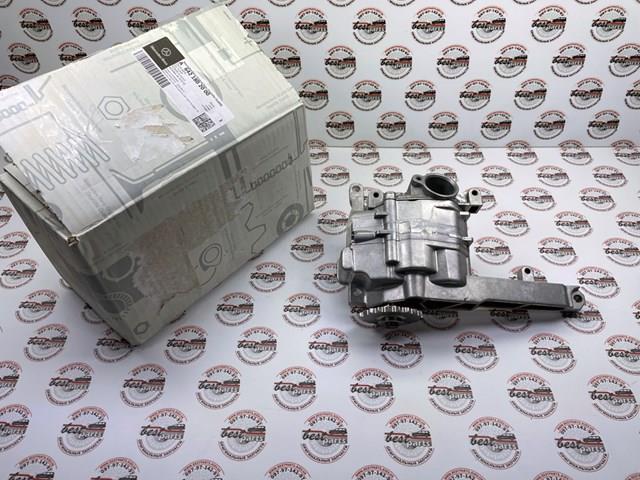 Купити A6421802000 Mercedes Насос маслозакачуючий