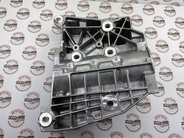  LR105296 Land Rover