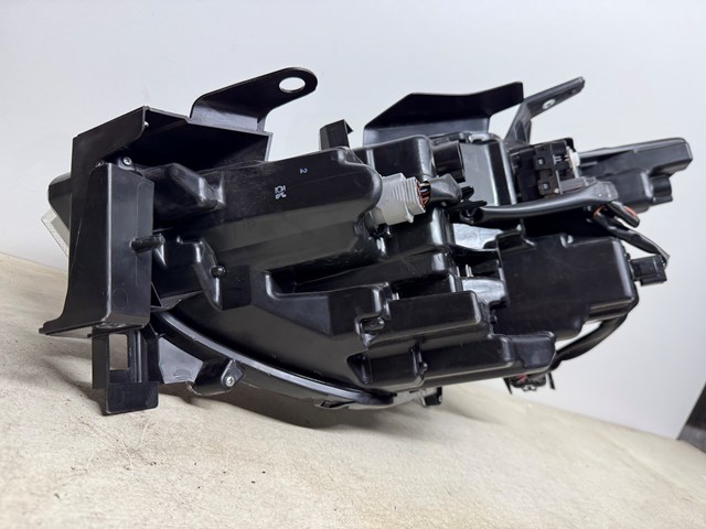 Купити KPF351030 Mazda Права блок фара