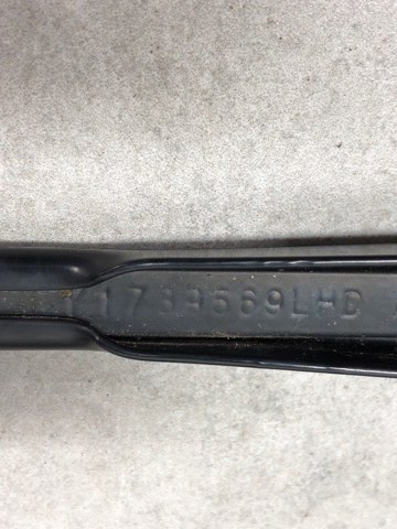 28886EB400 Nissan/Infiniti Ричаг двірника