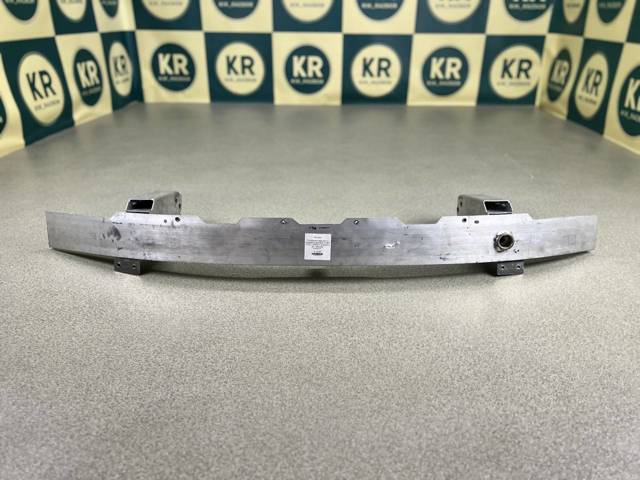 Шина бампера переднього Signeda PBM46061A ціна, від 135.44 USD