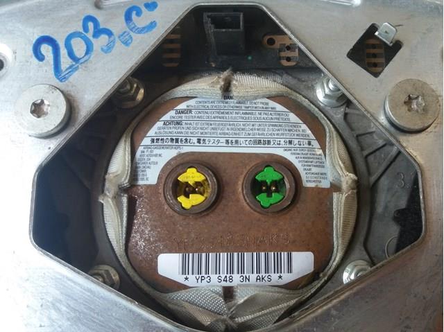 Подушка Айрбег водія Mercedes A2038600502 ціна, від 19.19 USD