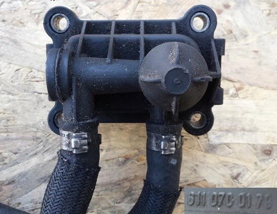 Теплообмінник охолодження палива 6110700179 Mercedes