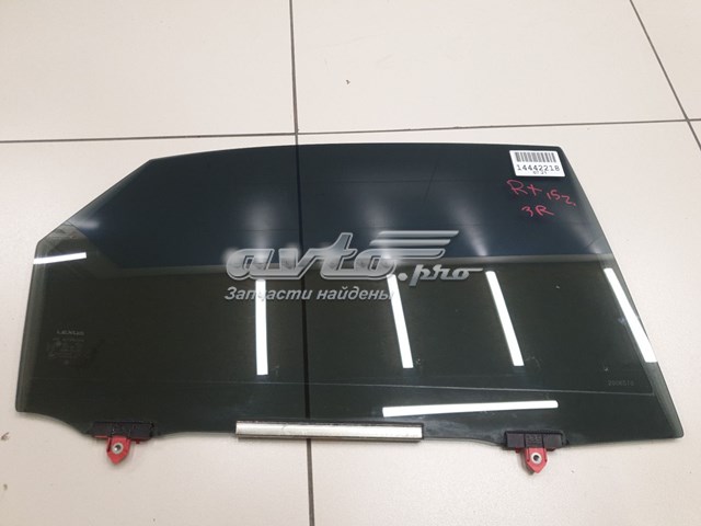 Скло заднє праве Toyota 6810378010 ціна, від 26.92 USD