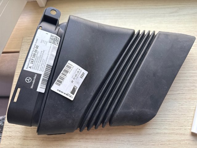 Повітроприймач Mercedes A1675006600