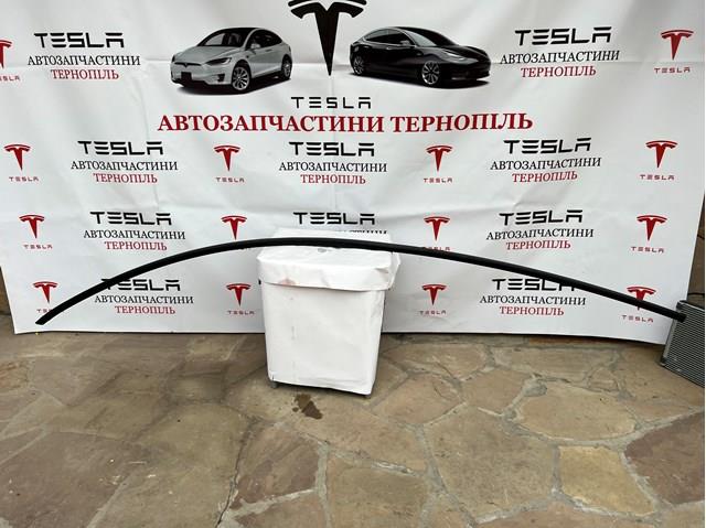  149573000A Tesla
