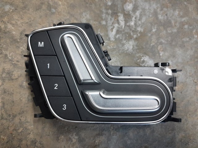 A1779056500 Mercedes Блок кнопок механізму регулювання сидінь, лівий